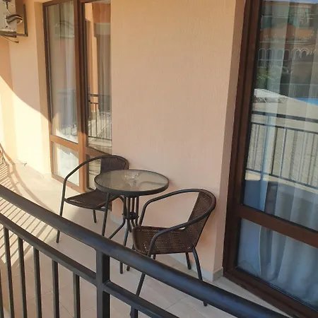 Private In Star Dreams Complex Appartamento